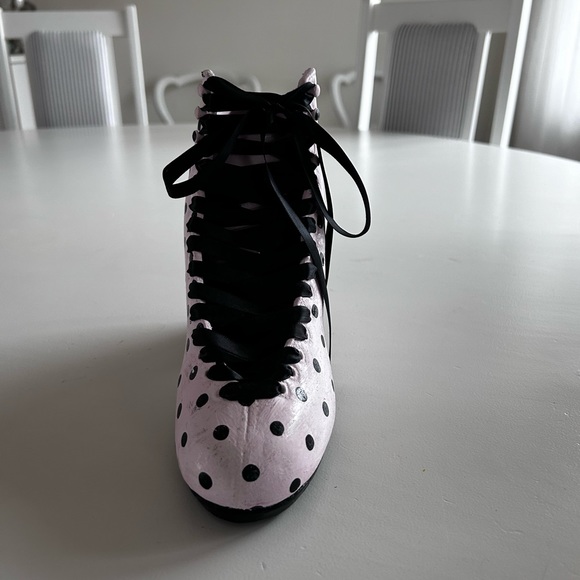 Hand painted skates (knebli) - Picture 4 of 4